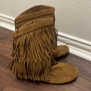 Minnetonka fringe booties